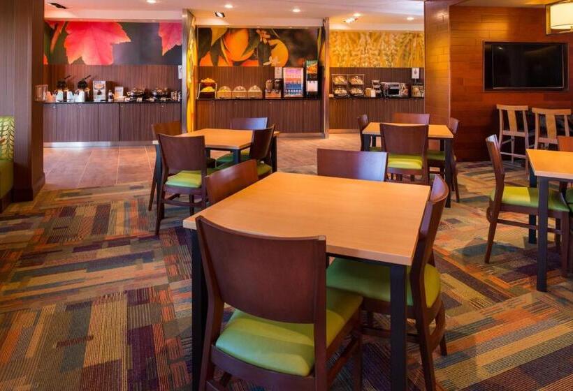 هتل Fairfield Inn & Suites By Marriott Akron Stow