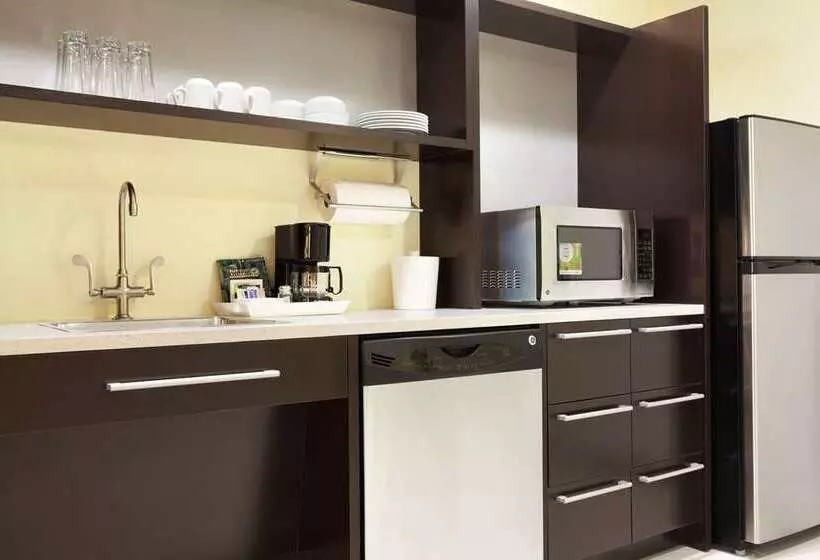 هتل Home2 Suites By Hilton El Paso Airport, Tx