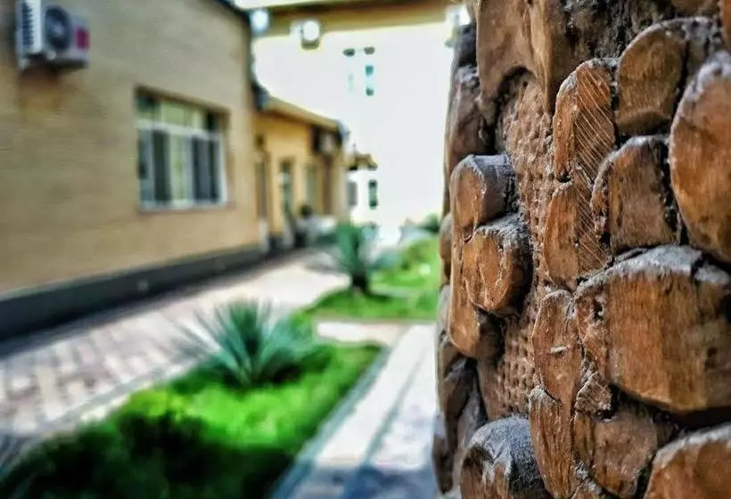 Hotel Marvarid