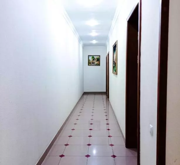 Hotel Marvarid