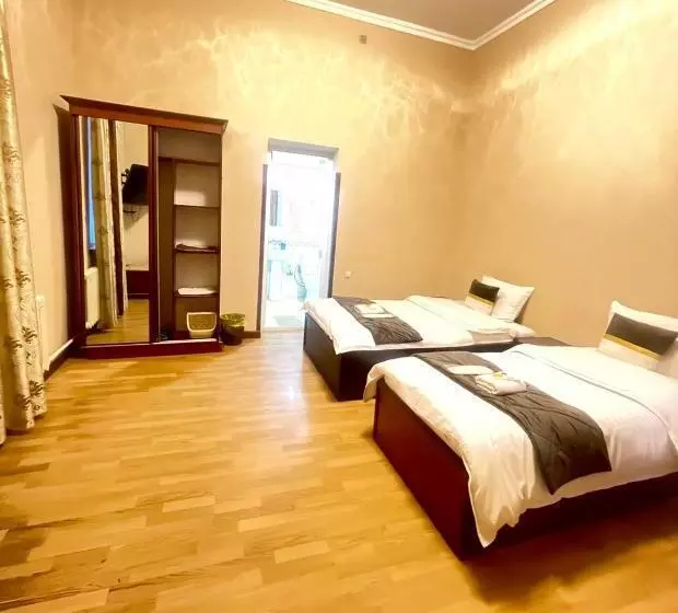 Hotel Marvarid