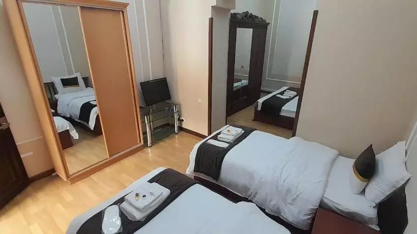 Hotel Marvarid