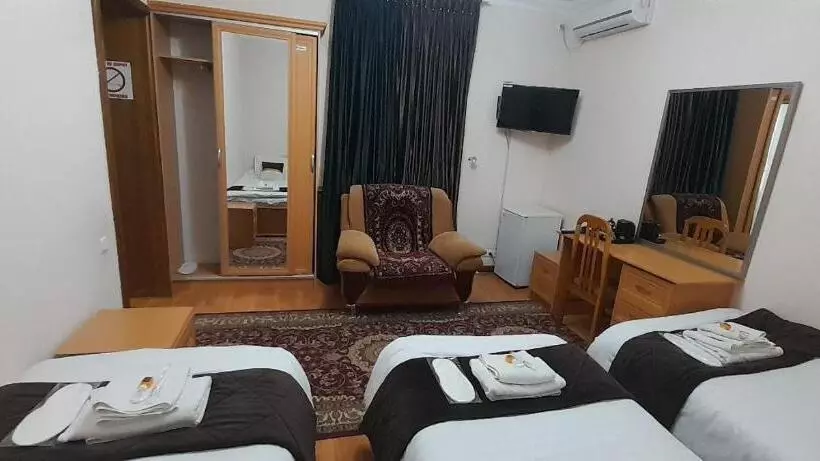 Hotel Marvarid