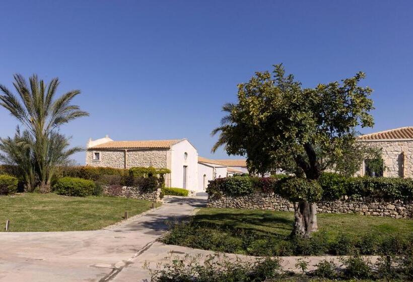 בית מלון כפרי Masseria Del Carrubo