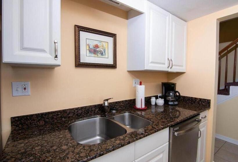 酒店 Palm Beach Waterfront Suites