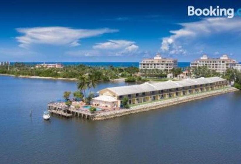 酒店 Palm Beach Waterfront Suites