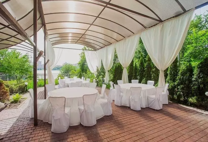 Hotelli Vitapark Borysfen