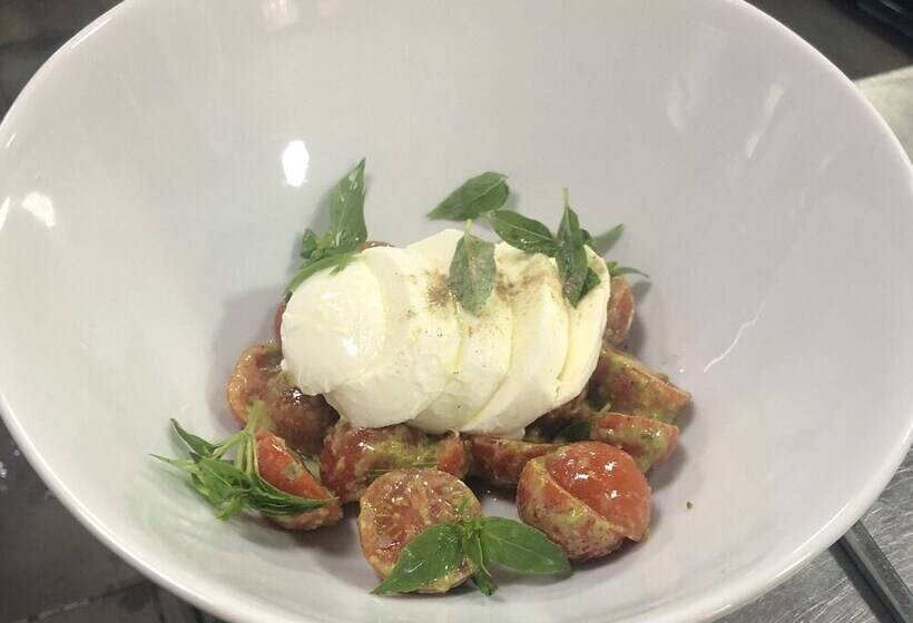 Pinkish By Riava Bed & Breakfast Abuja