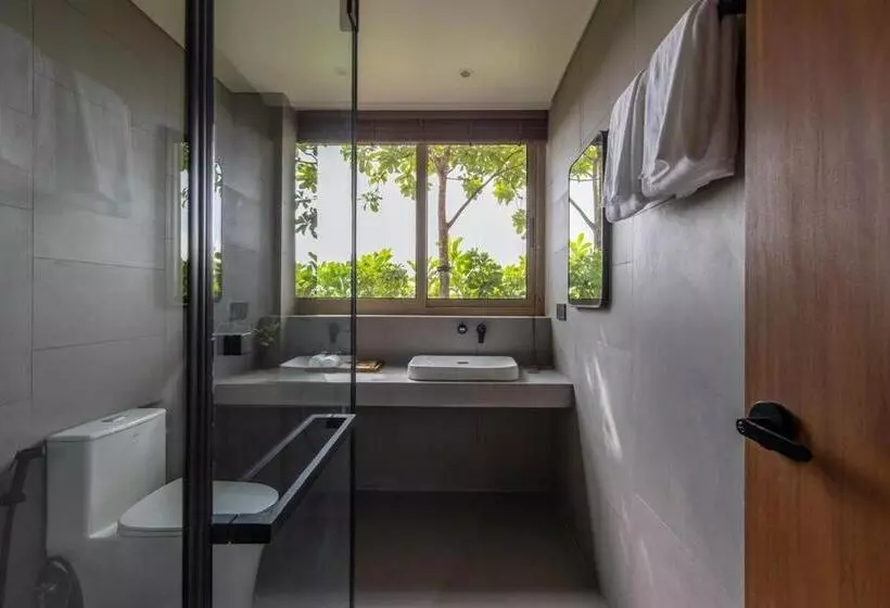 Cát Vàng Hotel & Apartment