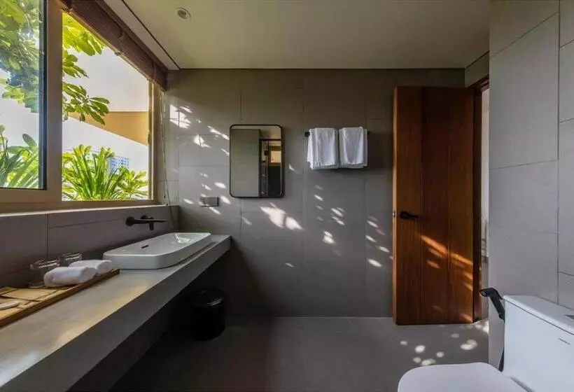 Cát Vàng Hotel & Apartment