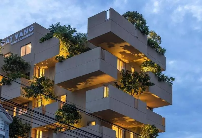 Cát Vàng Hotel & Apartment