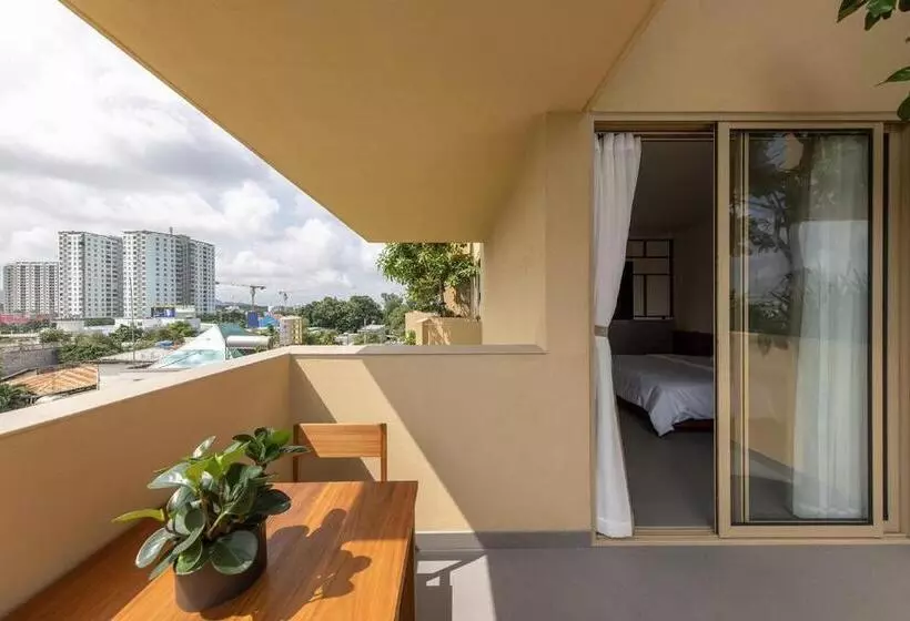 Cát Vàng Hotel & Apartment
