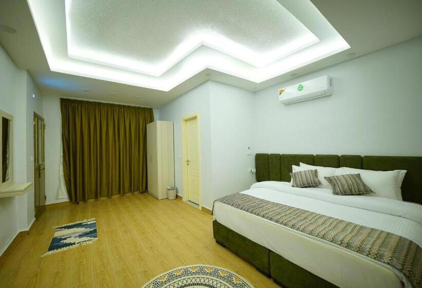 هتل Simple Street Apartment