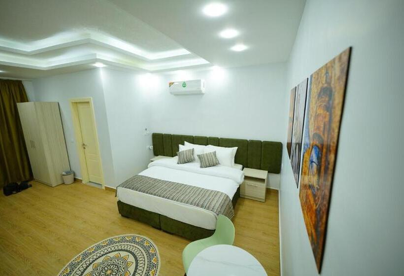 هتل Simple Street Apartment