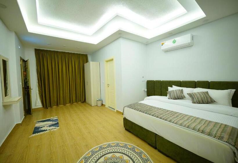 هتل Simple Street Apartment