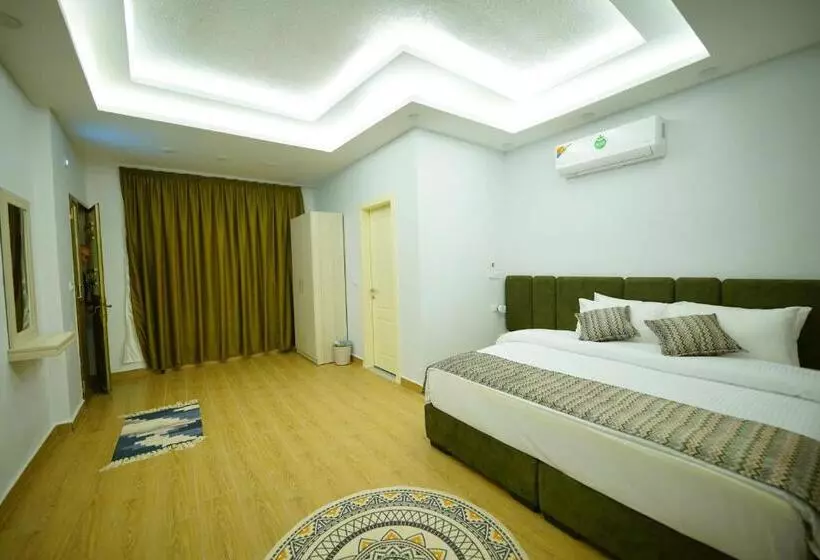 هتل Simple Street Apartment