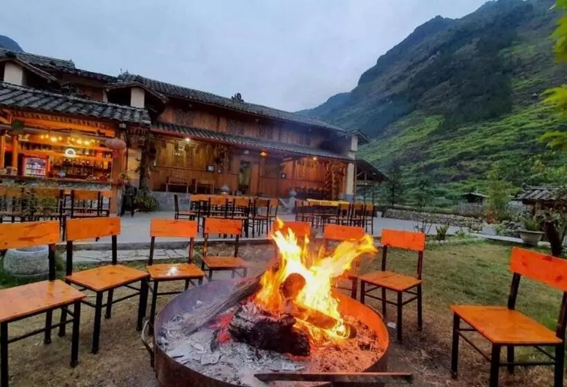 Bamboo Hostel