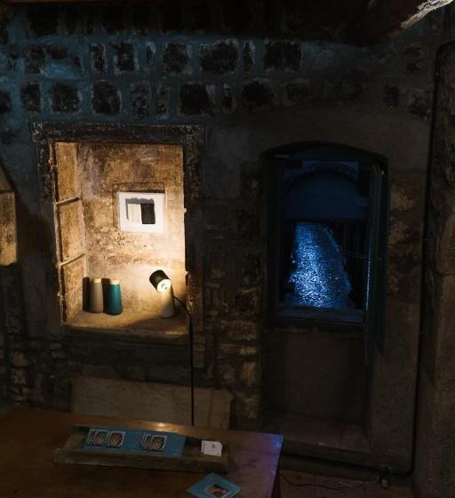 تختخواب و صبحانه Inter Artes Prestige House And Luxury Suite