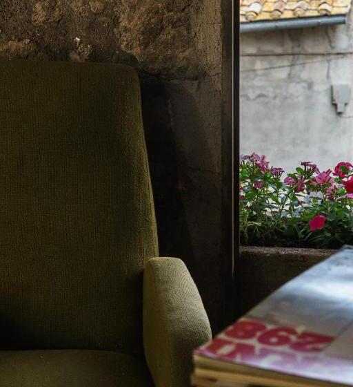 تختخواب و صبحانه Inter Artes Prestige House And Luxury Suite