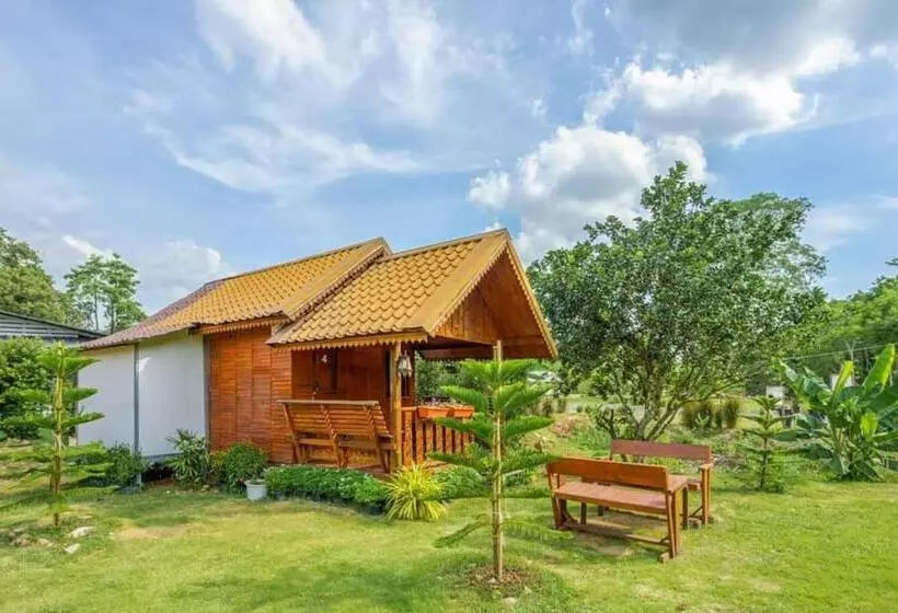 ペンション บ้านพักไวน์แคมป์ รีสอร์ท