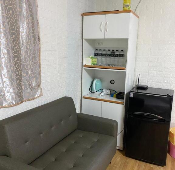 پانسیون Ez Stay