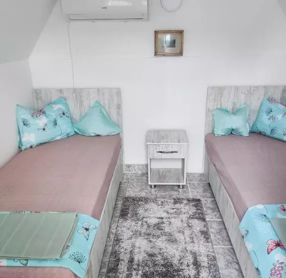 Majatalo La Prietenicu