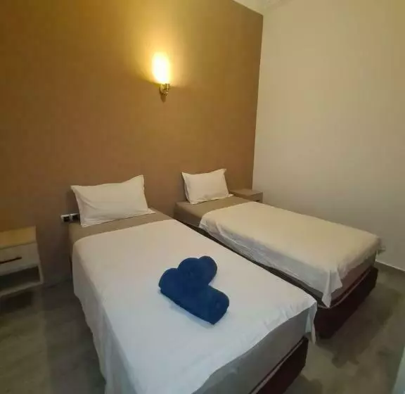 هاستل Mourisse House