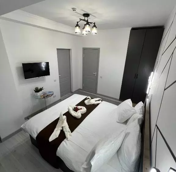 هتل کپسول Happiness Hostel