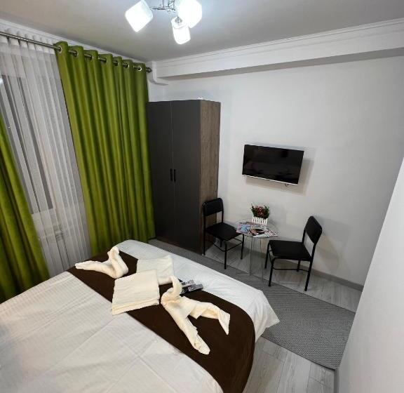 هتل کپسول Happiness Hostel