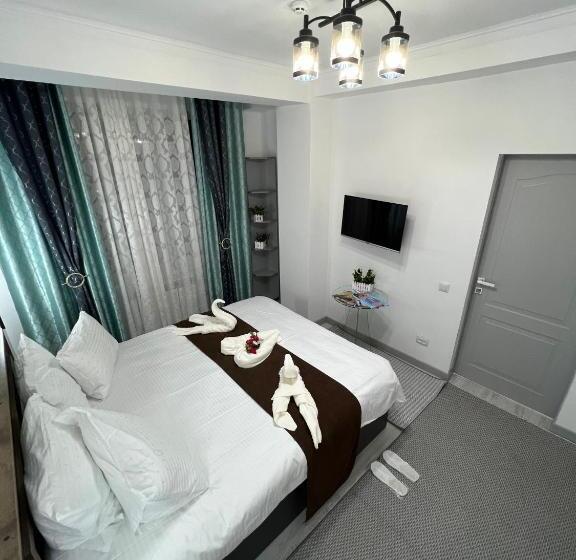 هتل کپسول Happiness Hostel