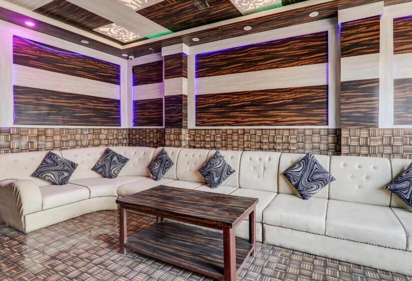 Hotelli Oyo Flagship Rajpoot