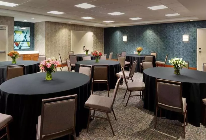 Hotelli Springhill Suites By Marriott Arlington Tn