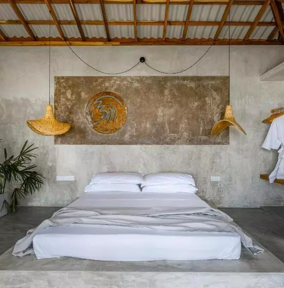 ホテル Swell Shacks