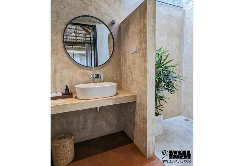 فندق Swell Shacks