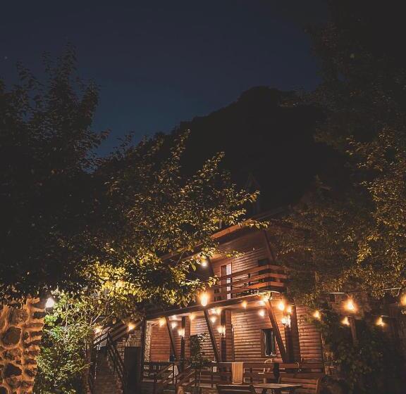 هاستل Guesthouse Pashko