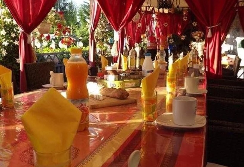 مبيت وإفطار Chambres D Hotes La Maison Bleue