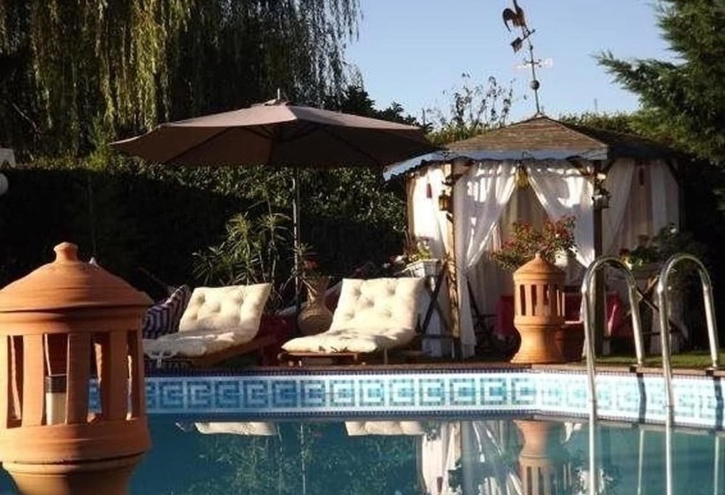 مبيت وإفطار Chambres D Hotes La Maison Bleue