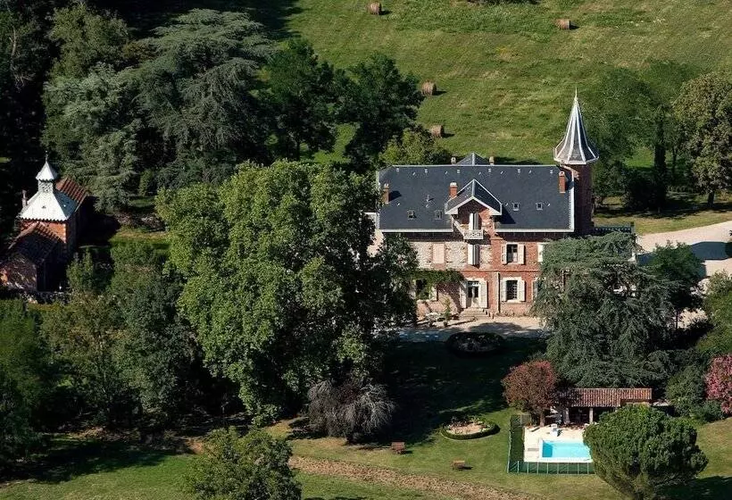 ベッドアンドブレックファースト Domaine Du Buc, Le Chateau