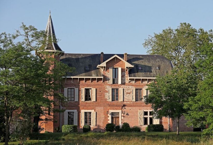 تختخواب و صبحانه Domaine Du Buc, Le Chateau