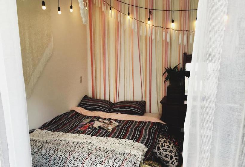 تختخواب و صبحانه Supe Homestay Hostel