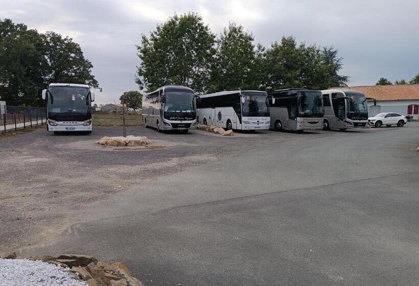 Отель Domaine Du Bocage