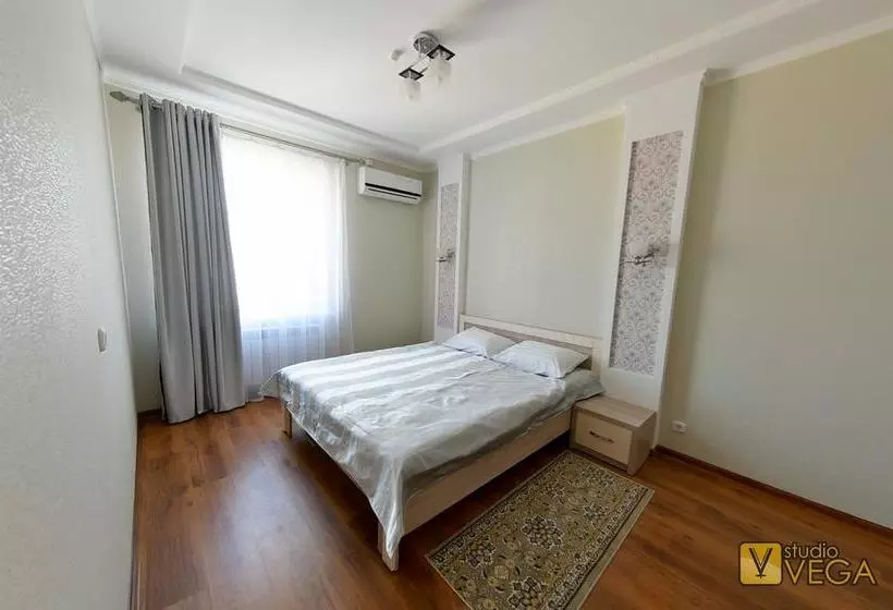 هتل Dostyk Luxe