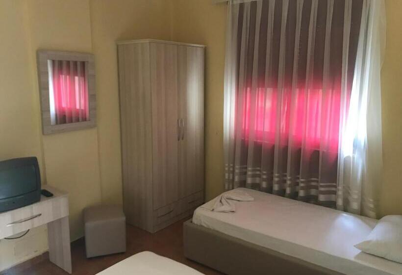 Отель President