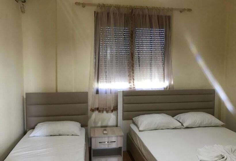 Отель President