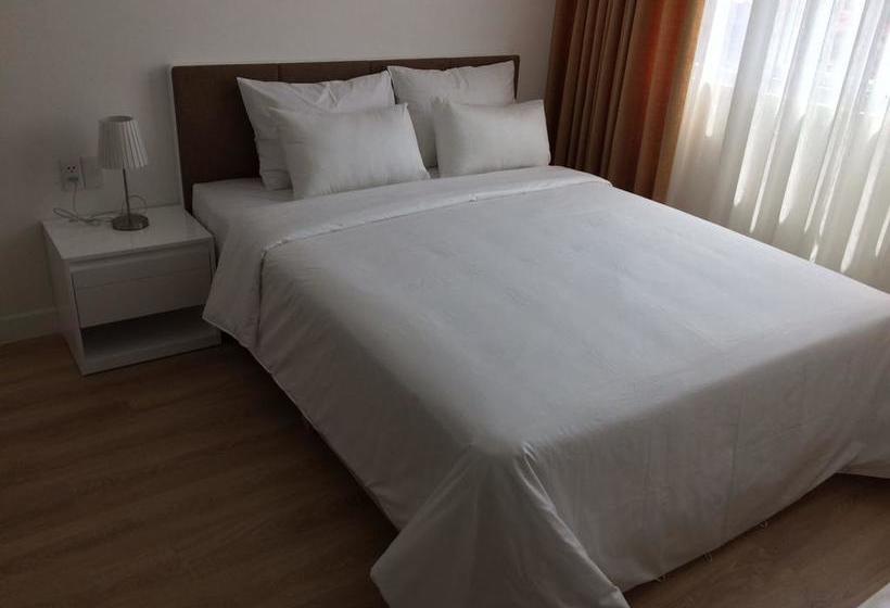 هتل Zoolut Stay 271