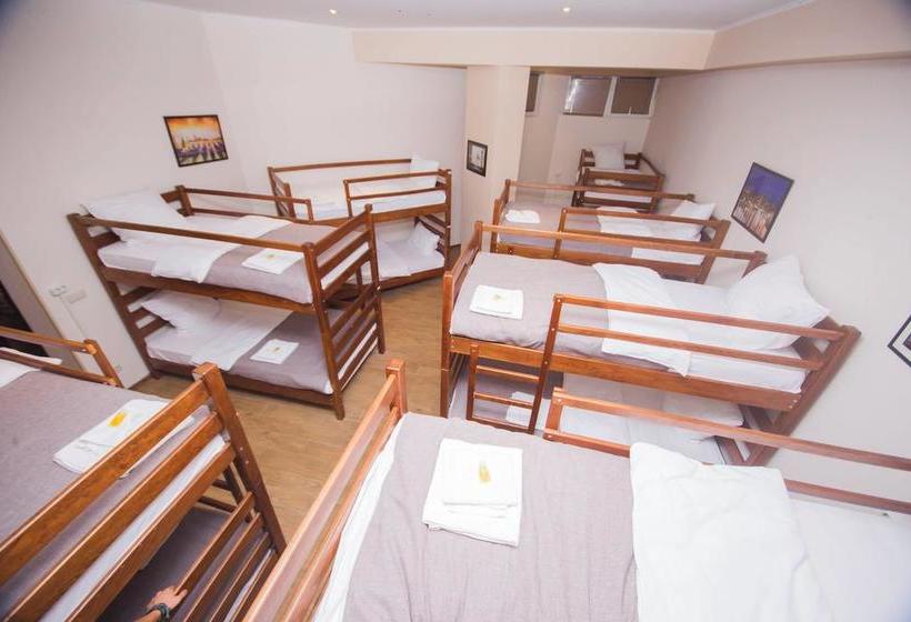 هاستل Orion Budget