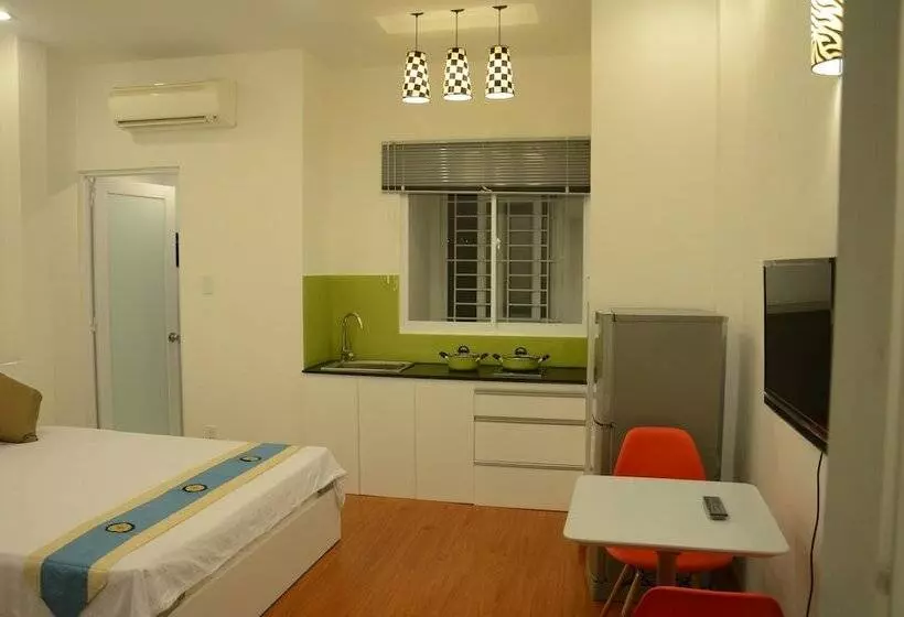 Smiley Apartment 2
