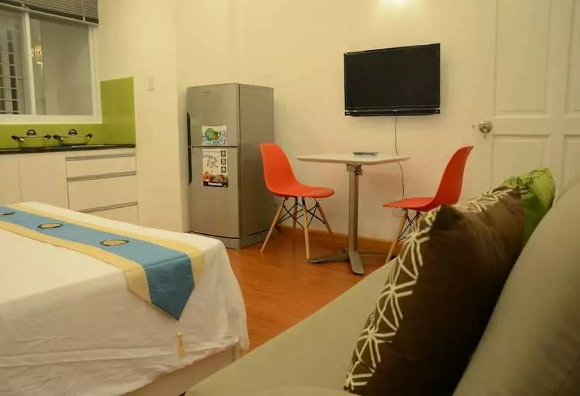 Smiley Apartment 2
