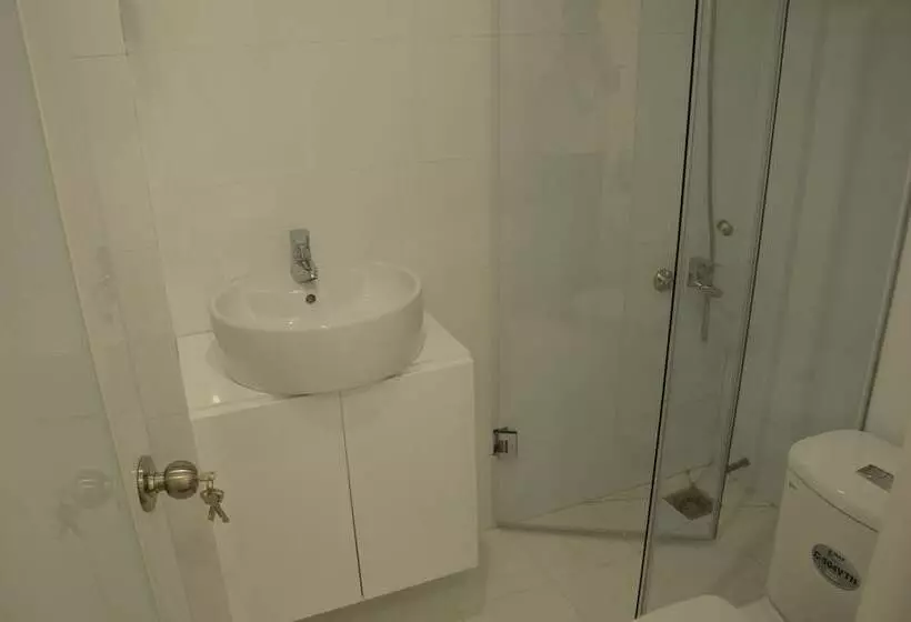 Smiley Apartment 2