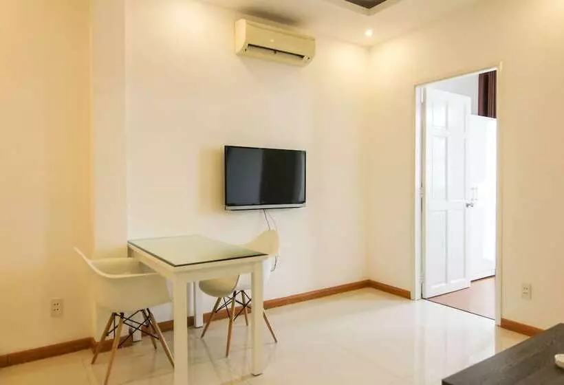 Smiley Apartment 2